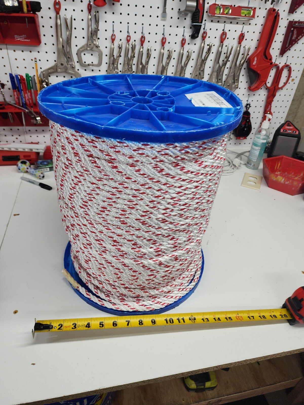 1200′) Unbranded 810120-01200 3/8″ Orion Rope Polyester/ Polyprolene Made in USA