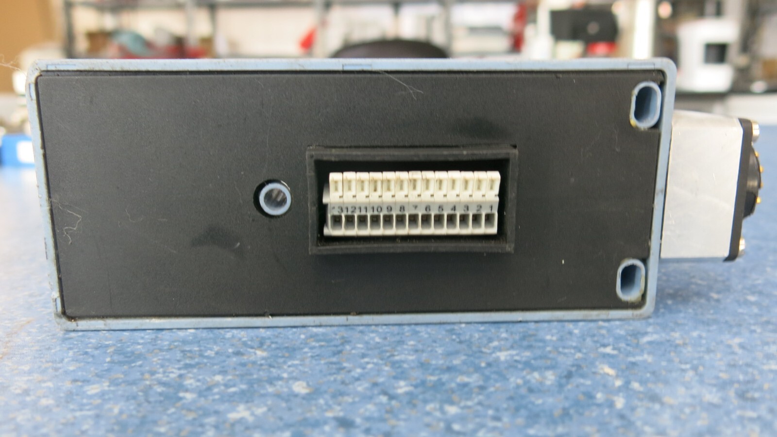Escha 8FKS5.4P2/S120 Actuator Sensor Distribution Systems 8019685 PARTS