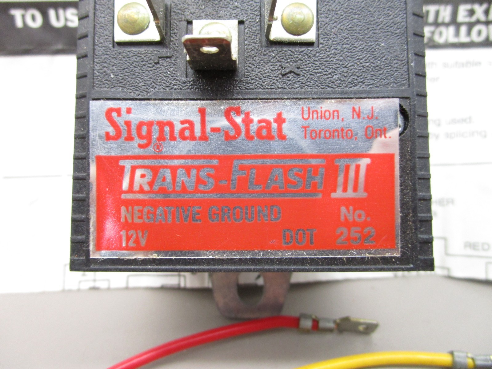 Signal-Stat 252 Trans-Flash Vehicle Flasher 12-Volt / Neg-Ground Model 3232