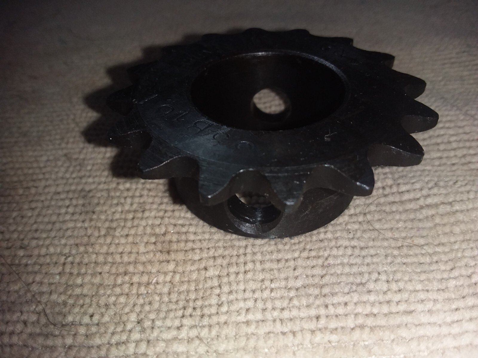 H35B16-1″ 1 Inch Shaft Round Bore Sprocket # 35 Roller Chain 16 Tooth