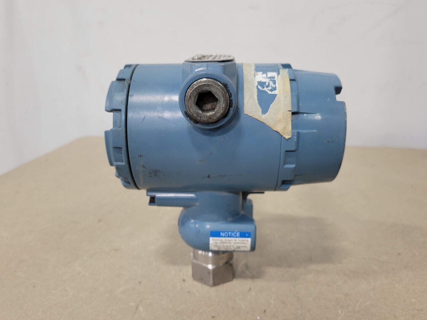 FISHER-ROSEMOUNT 3-15 PSIG Absolute and Gage Pressure Transmitter 2088 G2S22A1M5
