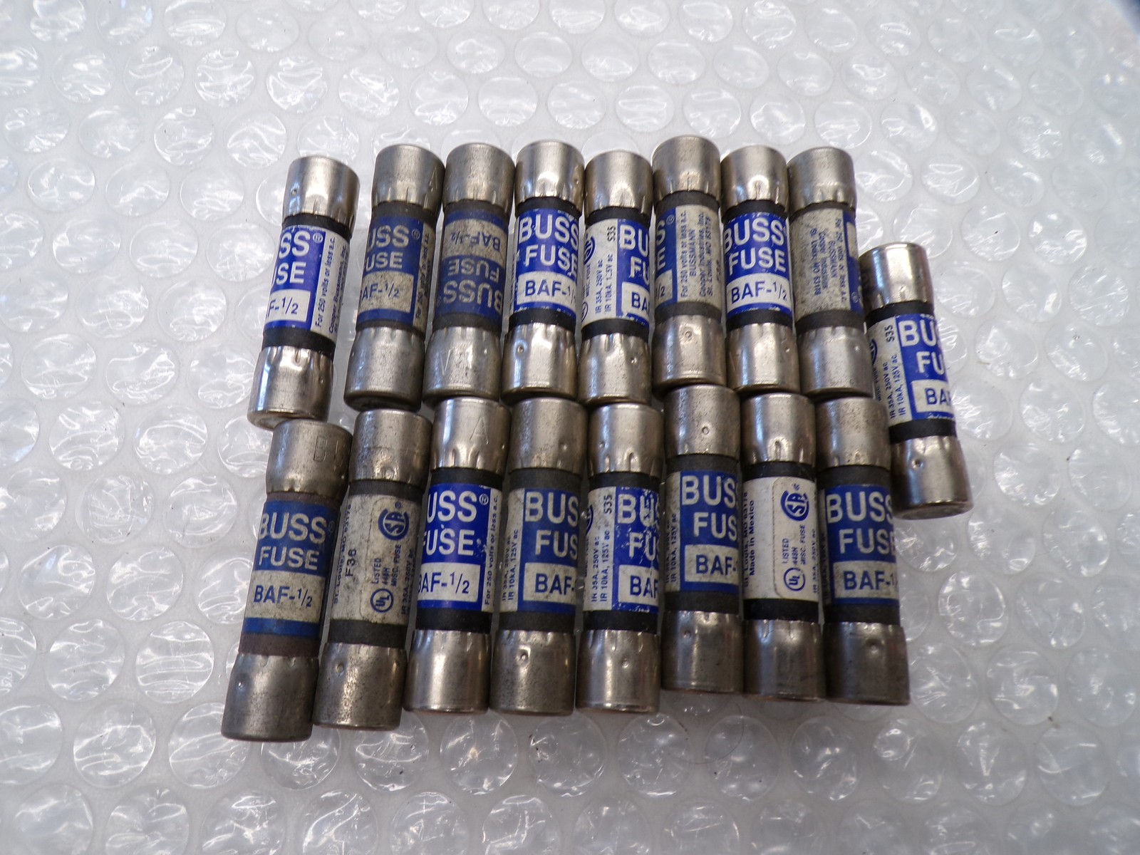 BUSSMANN BAF-1/2 FUSE LOT OF 17 NSNP