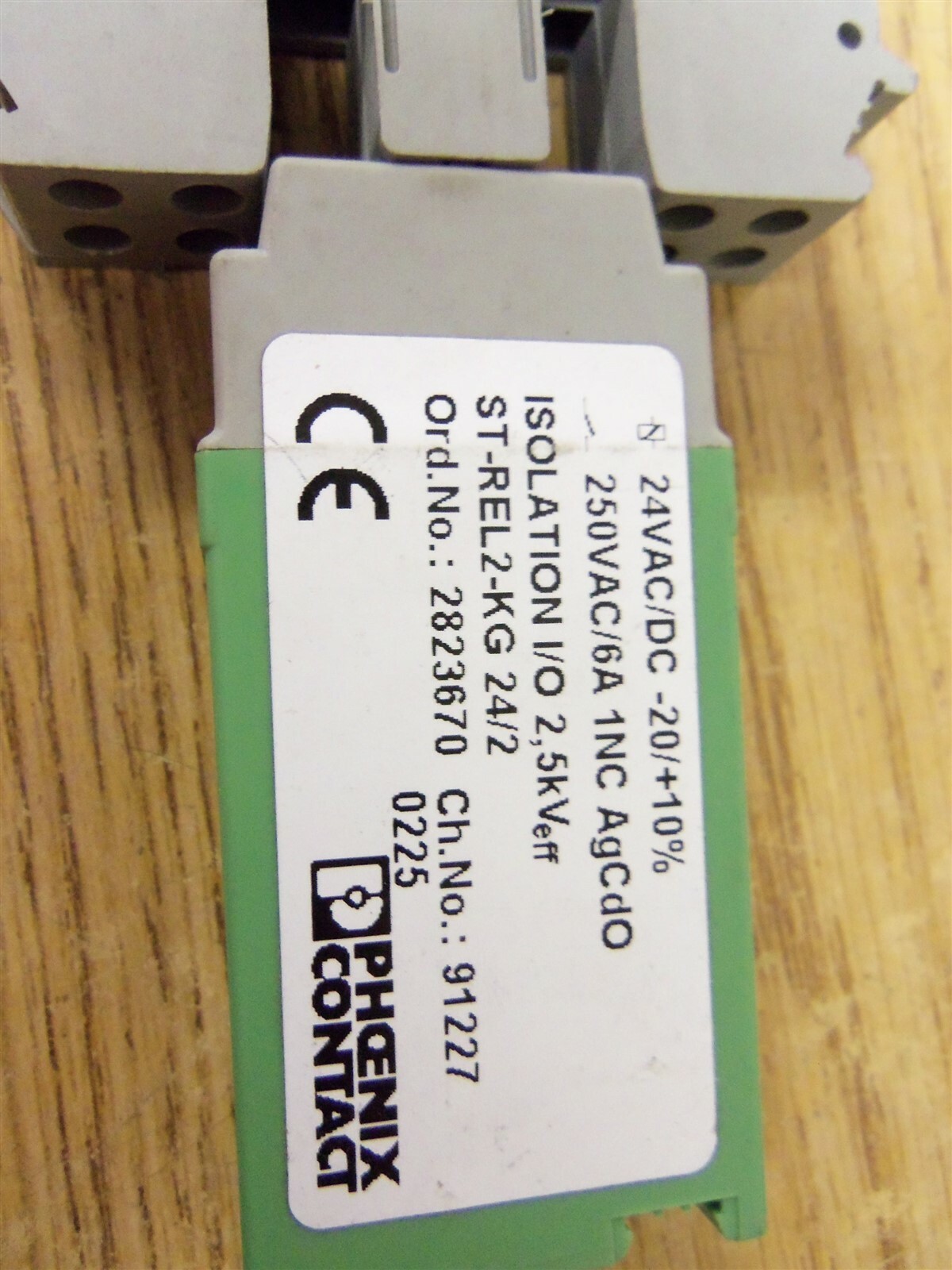 Phoenix Contact ST-REL2-KG Relay 24/2 24VAC/DC-20 *FREE SHIPPING*