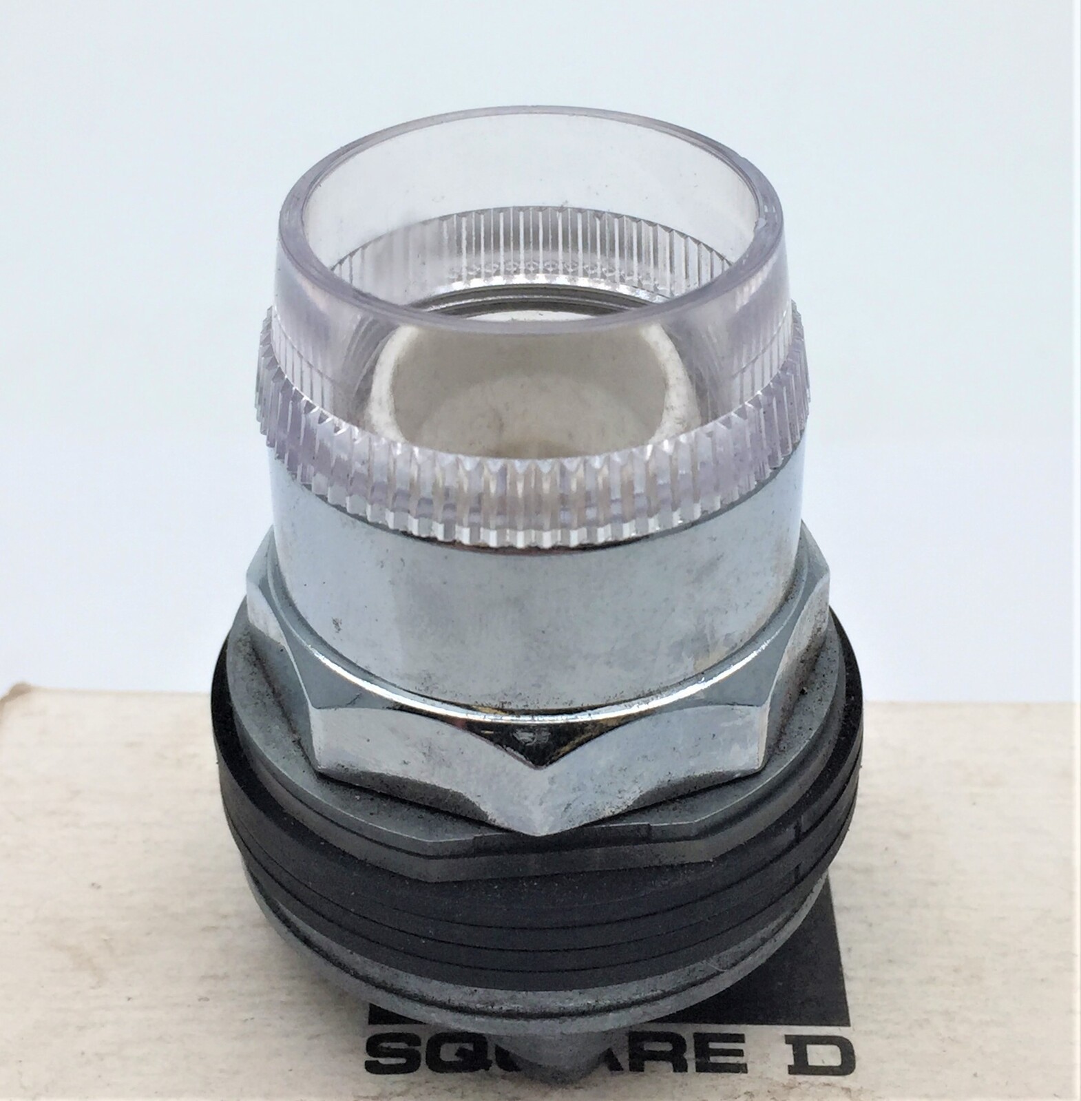 Square D 9001 K1L Type 4,13 Series H Illuminated Pushbutton without Cap