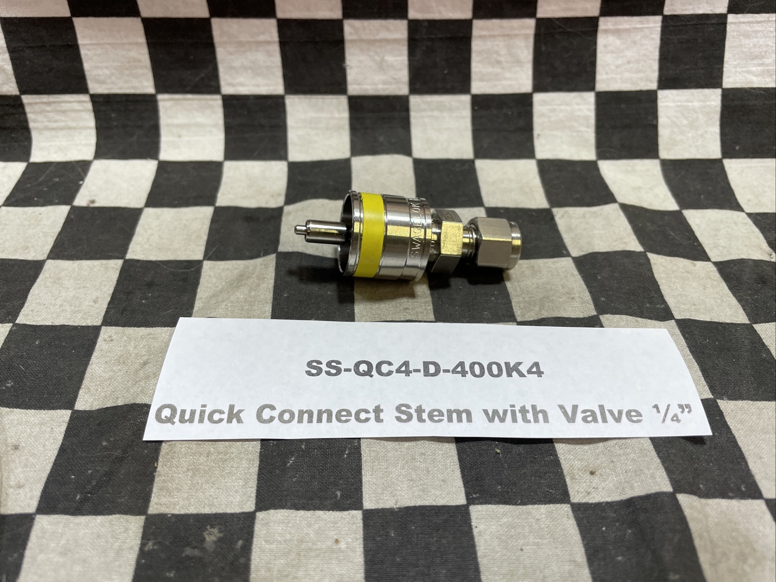 SWAGELOK Quick Connect Stem with Valve, SS-QC4-D-400K4, Shipsameday#D1A