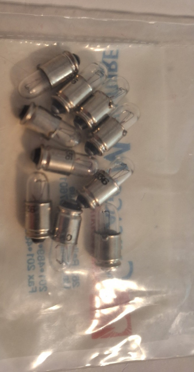 NEW Chicago Miniature Lamps #336 1 pkg of 10 Chicago Miniature