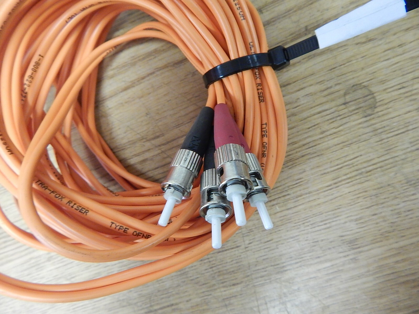Optical Cable Corp 022556Ft AX02-030N-W 800″ Ultra Fox Riser OFNR