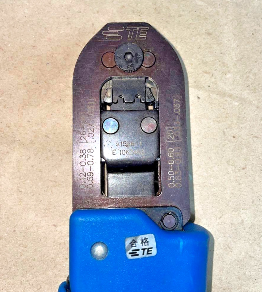 TE Connectivity / AMP Brand 91556-1 CCII 20-26 AWG Tyco Excellent