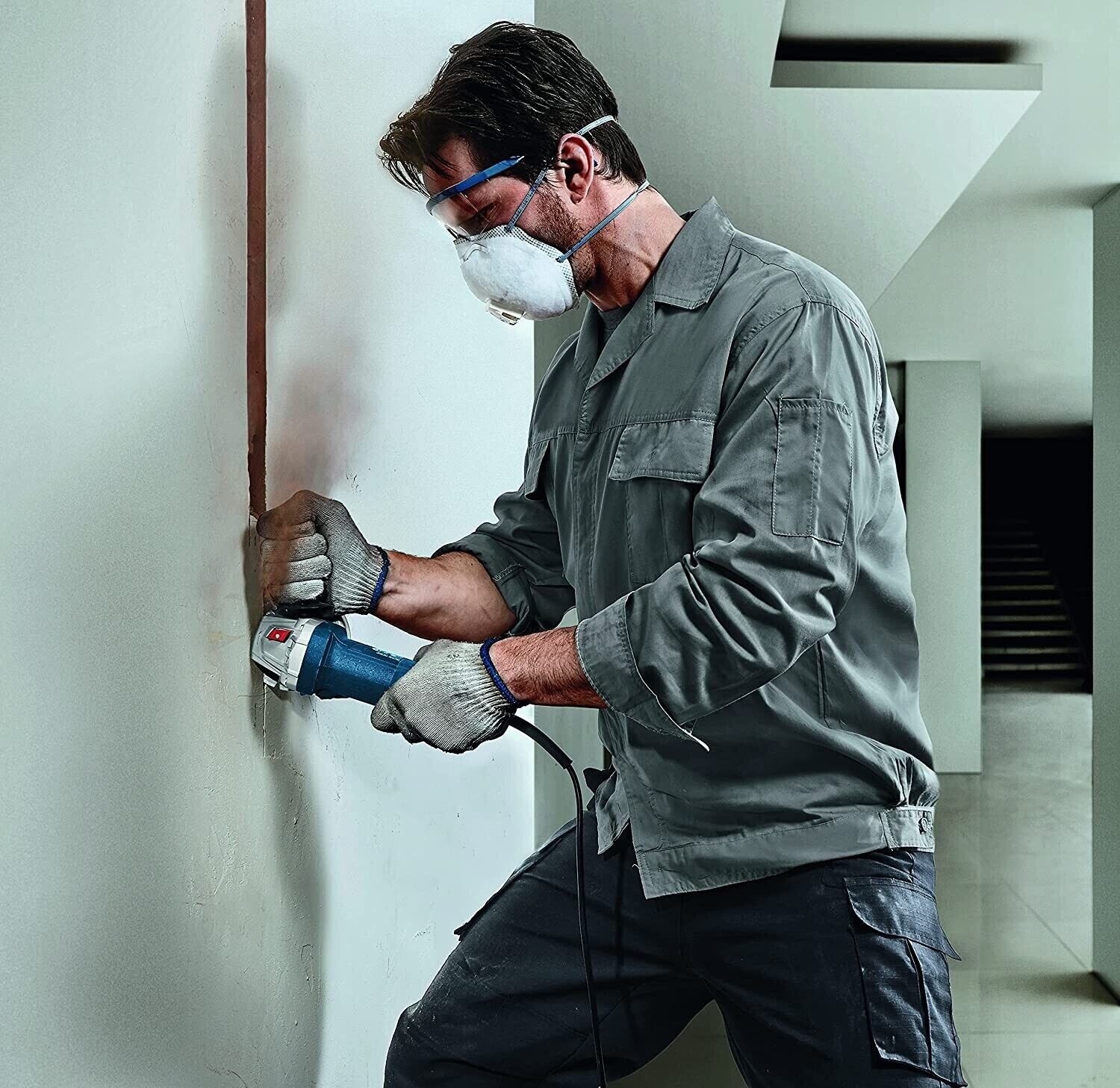 Bosch 100mm 750W Angle Grinder GWS 750-100, 220 Volt , Free shipping