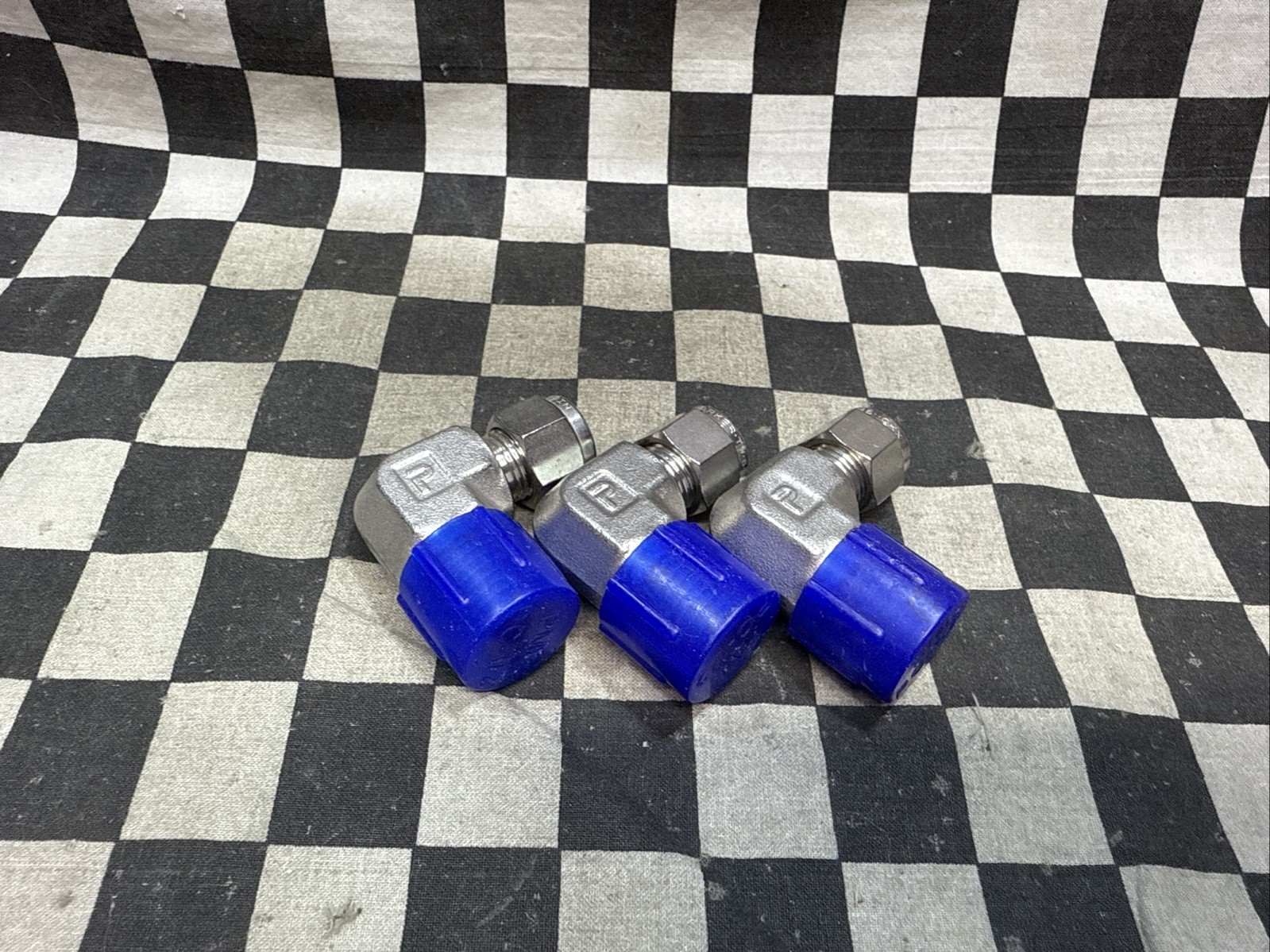 PARKER MALE ELBOW 1/2″ NPT X 3/8″ TUBE, 8MSEL4N-316, LOT OF 3, SHIPSAMEDAY#M66
