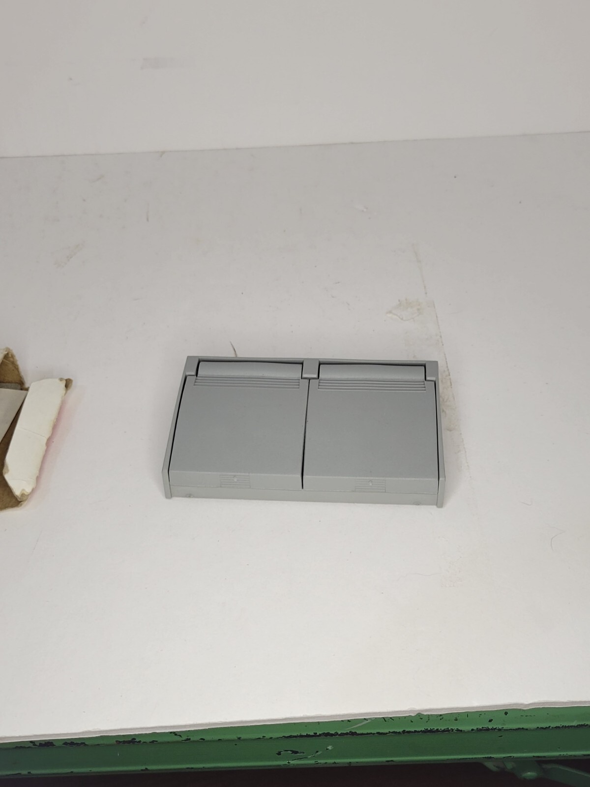 Slater Flip Lid Electrical Construction