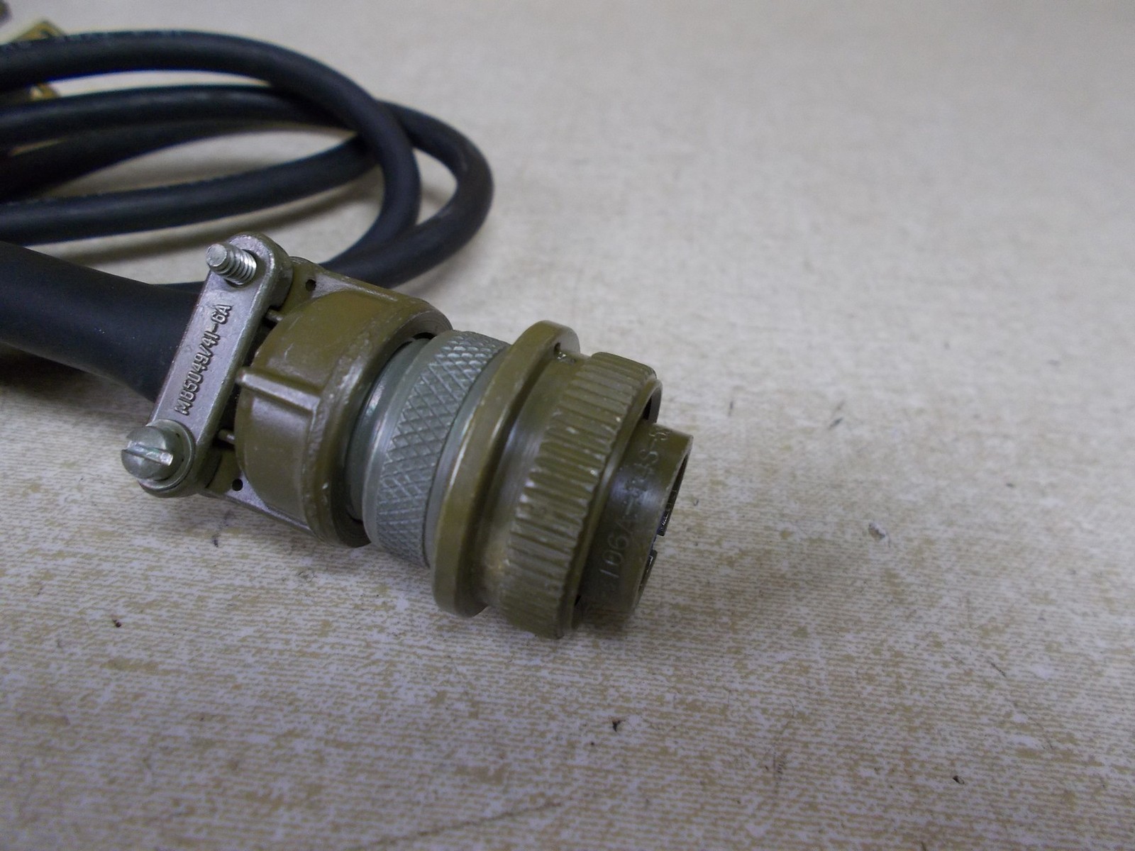 Amp 97-3106.A-14S-53 Circular Connector w/ 6ft wall Plug Cord 3-Prong *FREE SHIP