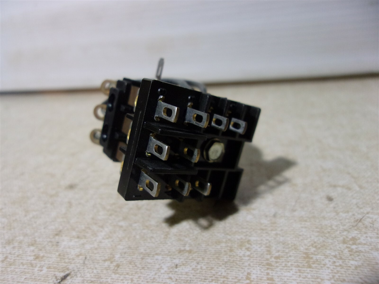 NEW Magnacraft W250X-10 Relay *FREE SHIPPING*