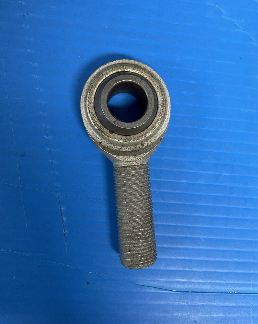Aurora CM-10 CM Series 5/8″ Economy Right Hand Male Rod End