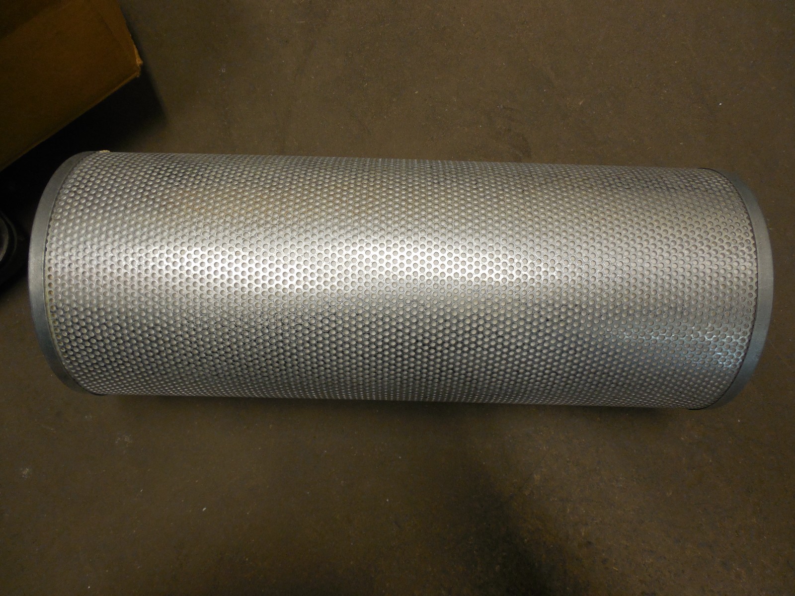 FLUITEK FILTER ELEMENT SA718 18″ INCHES LENGTH 6-13/16″ INCHES O.D.