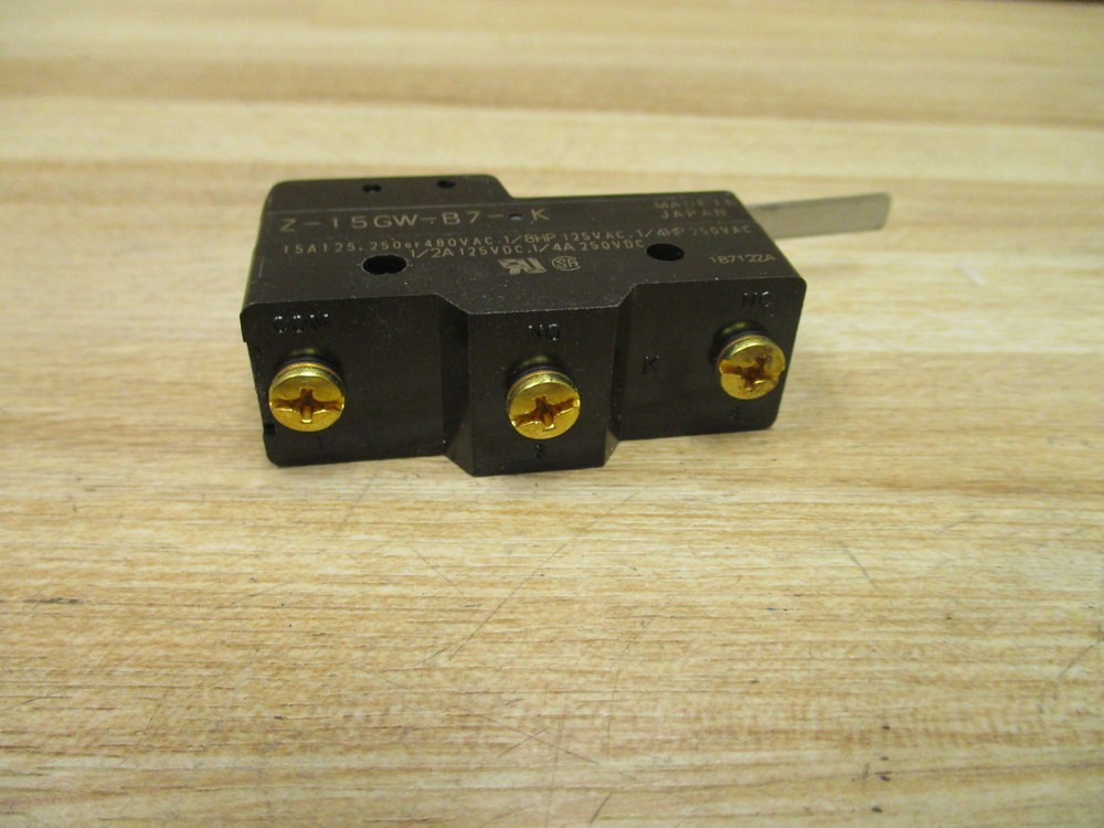 Omron Z-15GW-B7-K Limit Switch Z15GWB7K