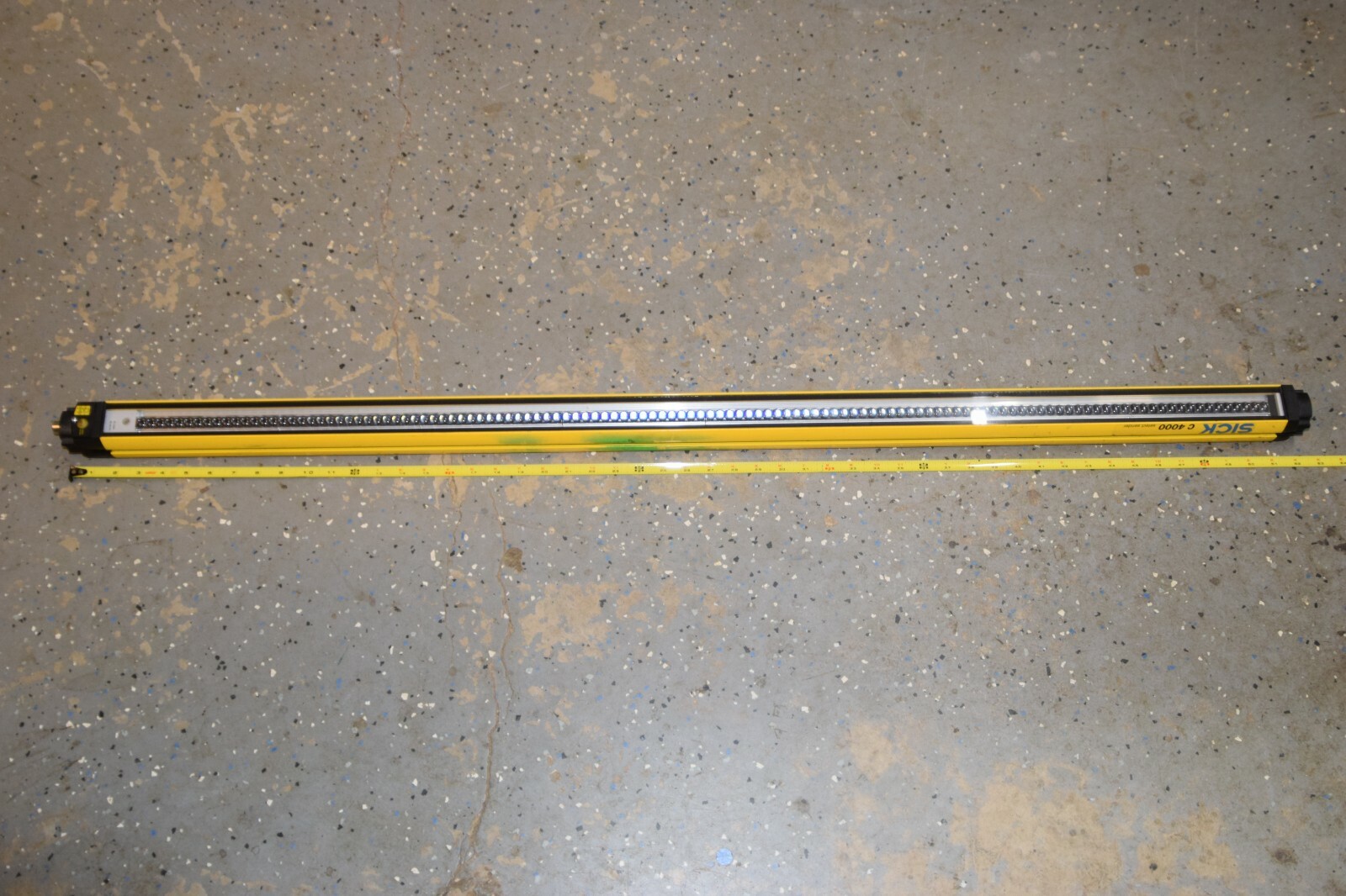 SICK XC40S-1203A0A00BA0 C4000 Series 1200mm 24Vdc Light Curtain Sender