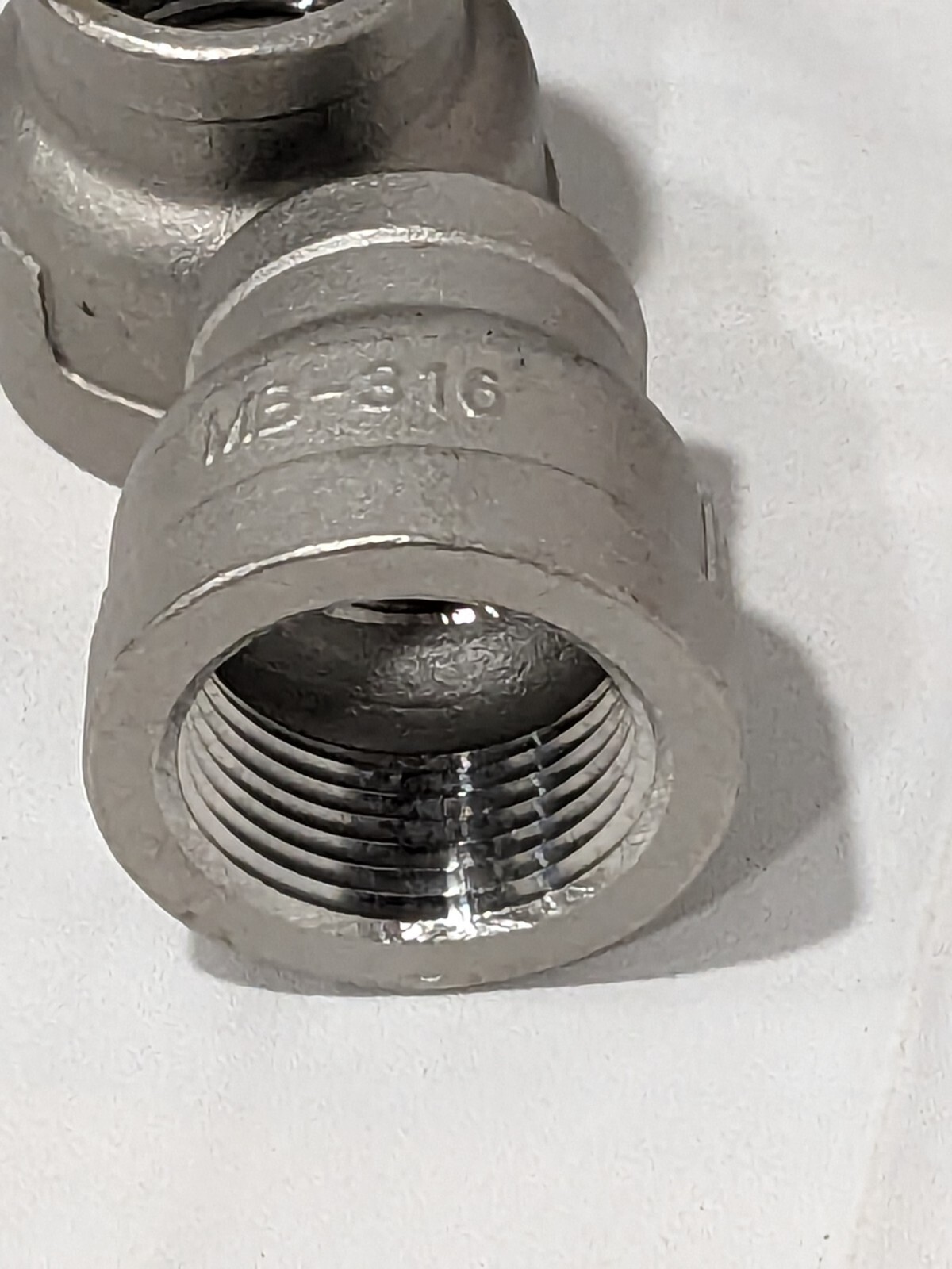 Pipe Reducer: 1 x 3/4″ Fitting, 316 Stainless Steel, FNPT x FNPT Qty 5 6RSB1*3/4