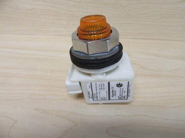 Square D 9001-KM35 Pilot Light Module 9001KM35 Amber Lens