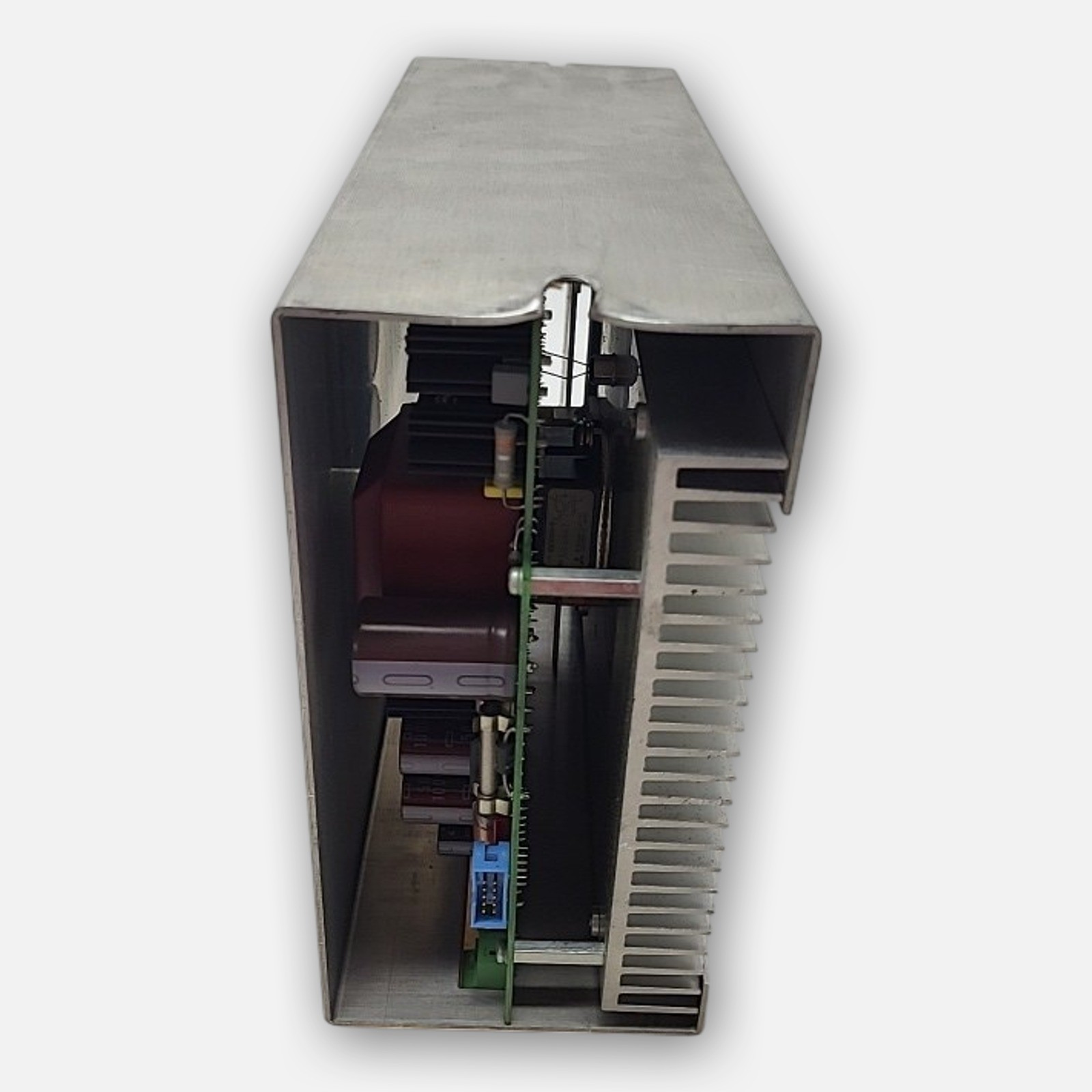 BAUMULLER NURNBERG BUG3-35-31-B-010 SERVO DRIVE 3AC, 220V, 50/60HZ