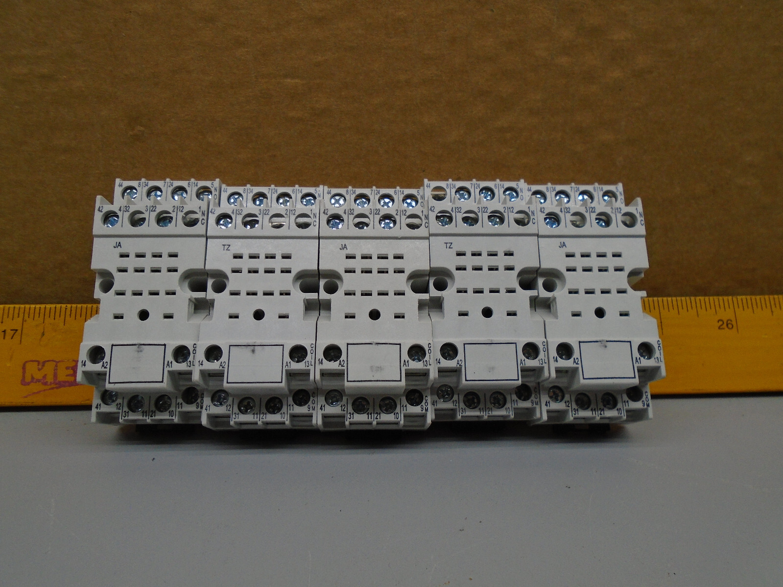 Lot of 5 700HN103 /C Allen Bradley 700-HN103 Base W254