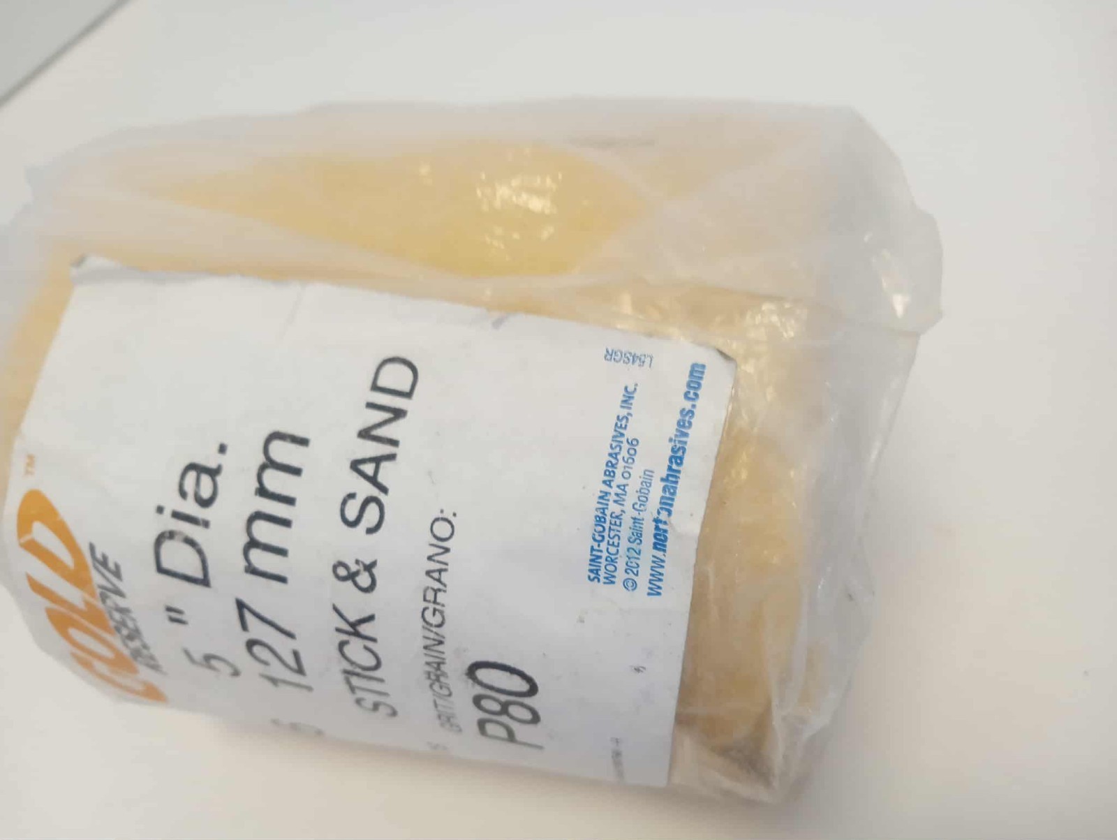 Norton 66261183806 5″ Dia PSA Disc Roll: 80 Grit, Aluminum Oxide (100/bag)
