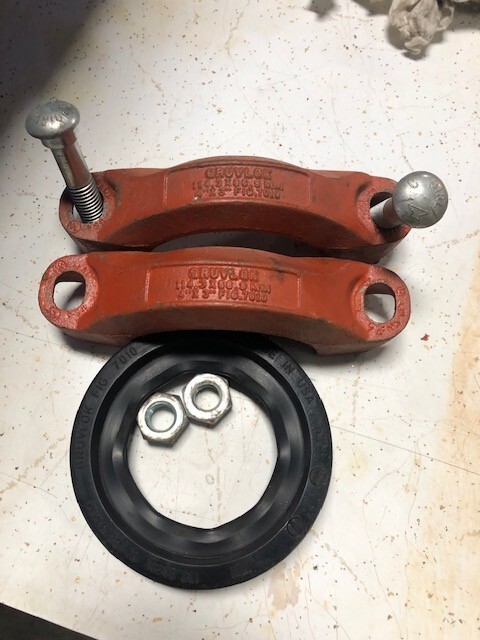 Gruvlok 4″x x3″ Style 7010 Reducing Coupling Clamp W/ Gasket NOS USA NEW