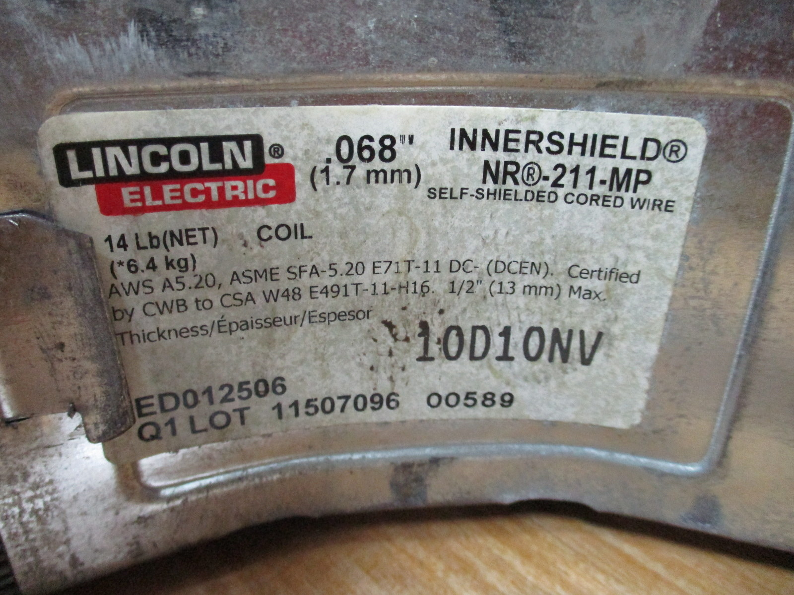 Lincoln Electric ED012506 Innnersheild Welding Wire NR-211-MP .068 14Lb. Spool