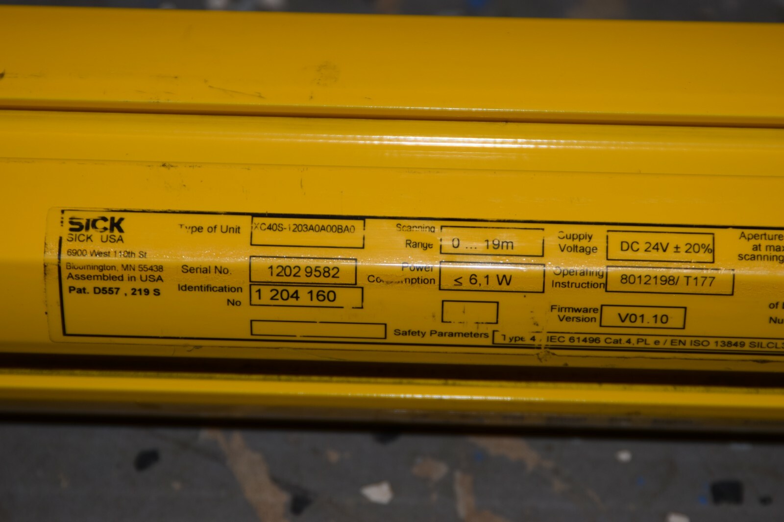 SICK XC40S-1203A0A00BA0 C4000 Series 1200mm 24Vdc Light Curtain Sender