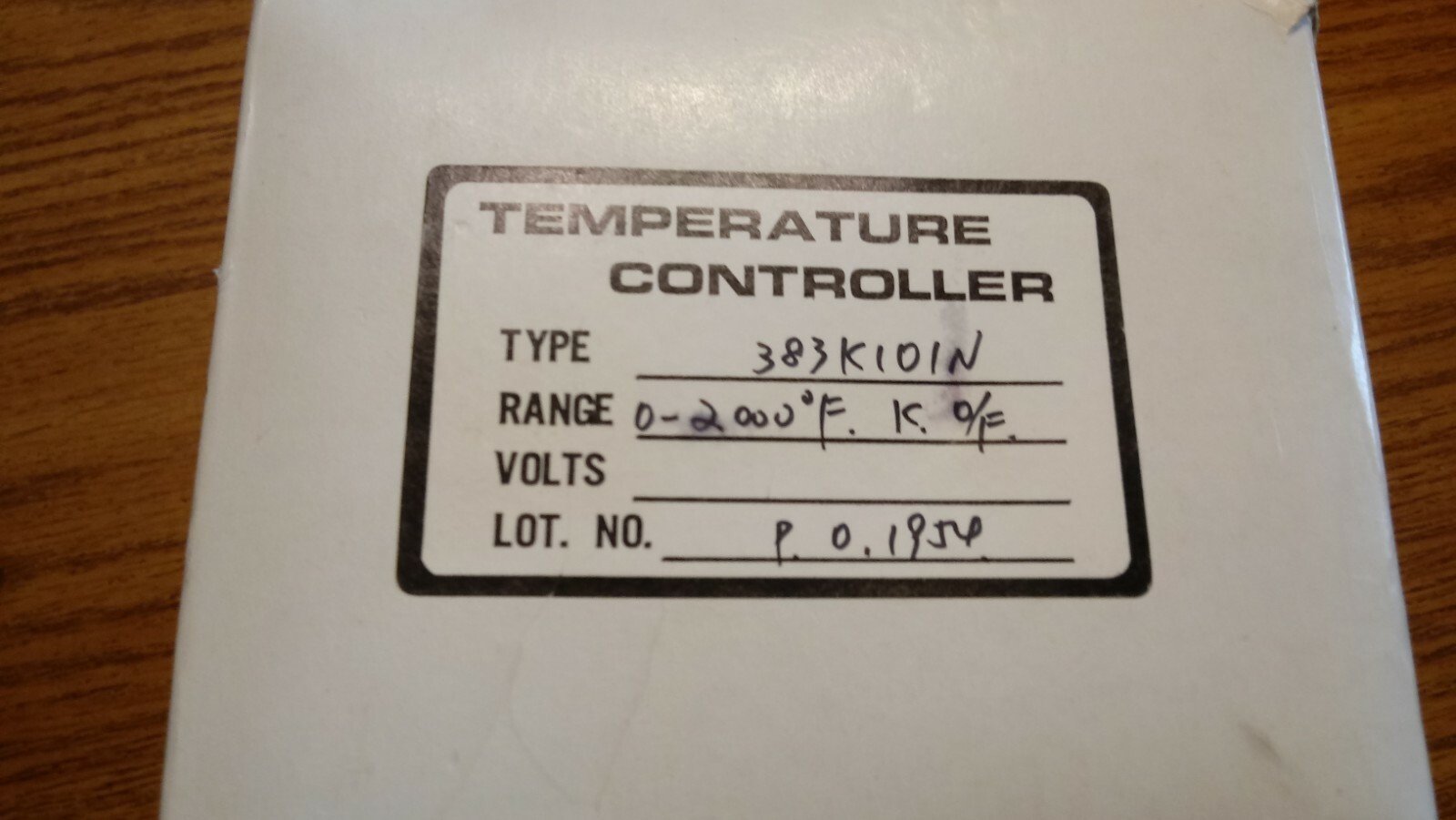 New Extech 383K101N Temperature Controller