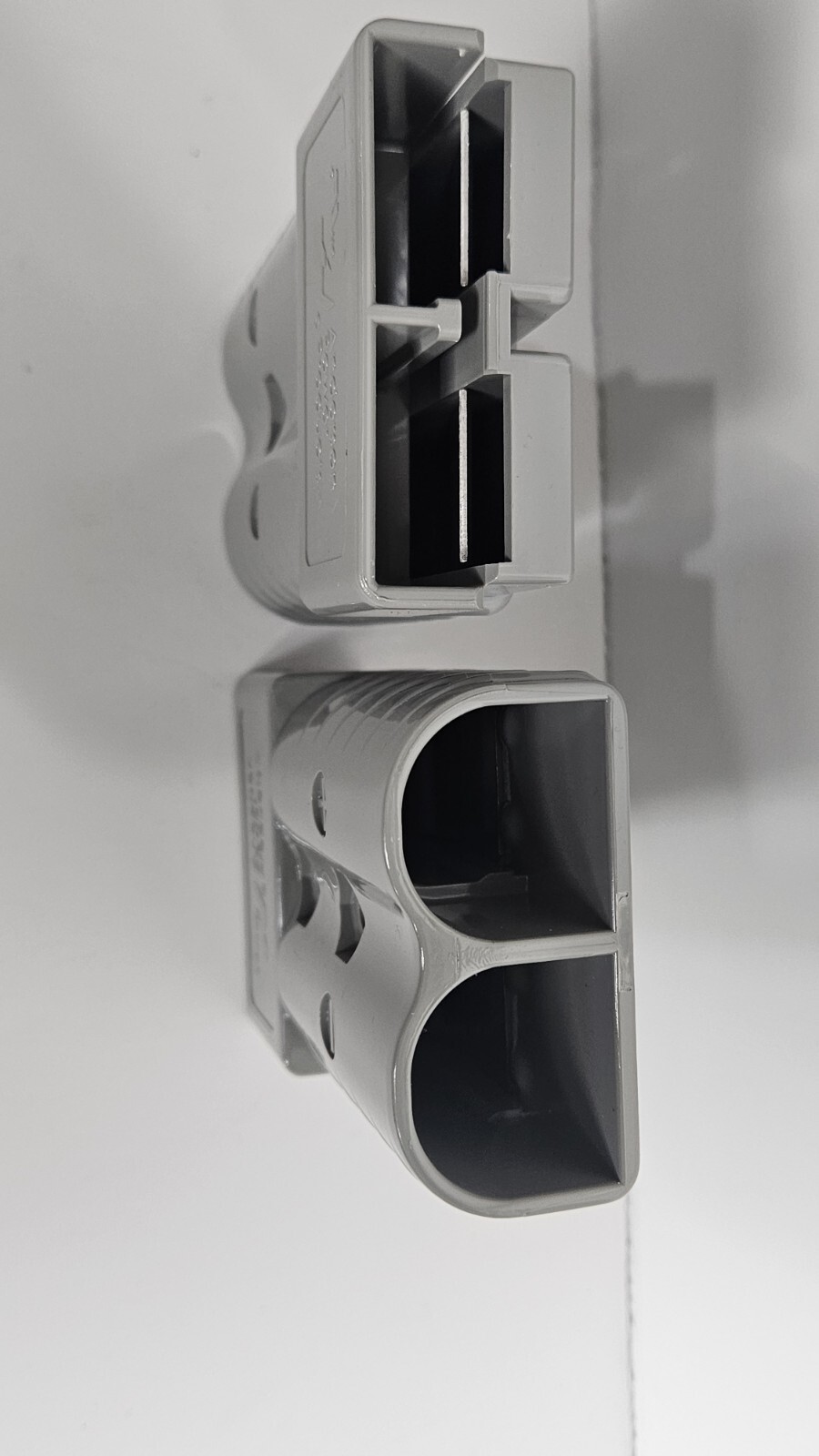 (2)-Anderson Power Products SB350 600V FOR DISCONNECT USE ONLY