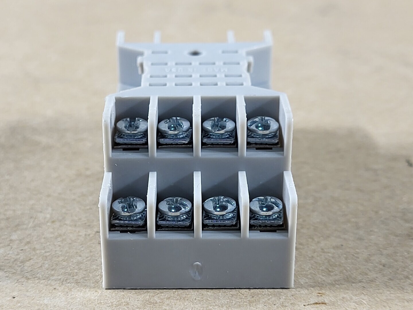 SURPLUS NEW Tyco Electronics 27E894 14-Pin Relay Socket