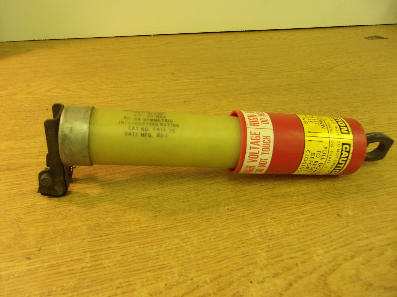 McGraw-Edison FA1A75 NX Fuse Mounting Code 1 *FREE SHIPPING*