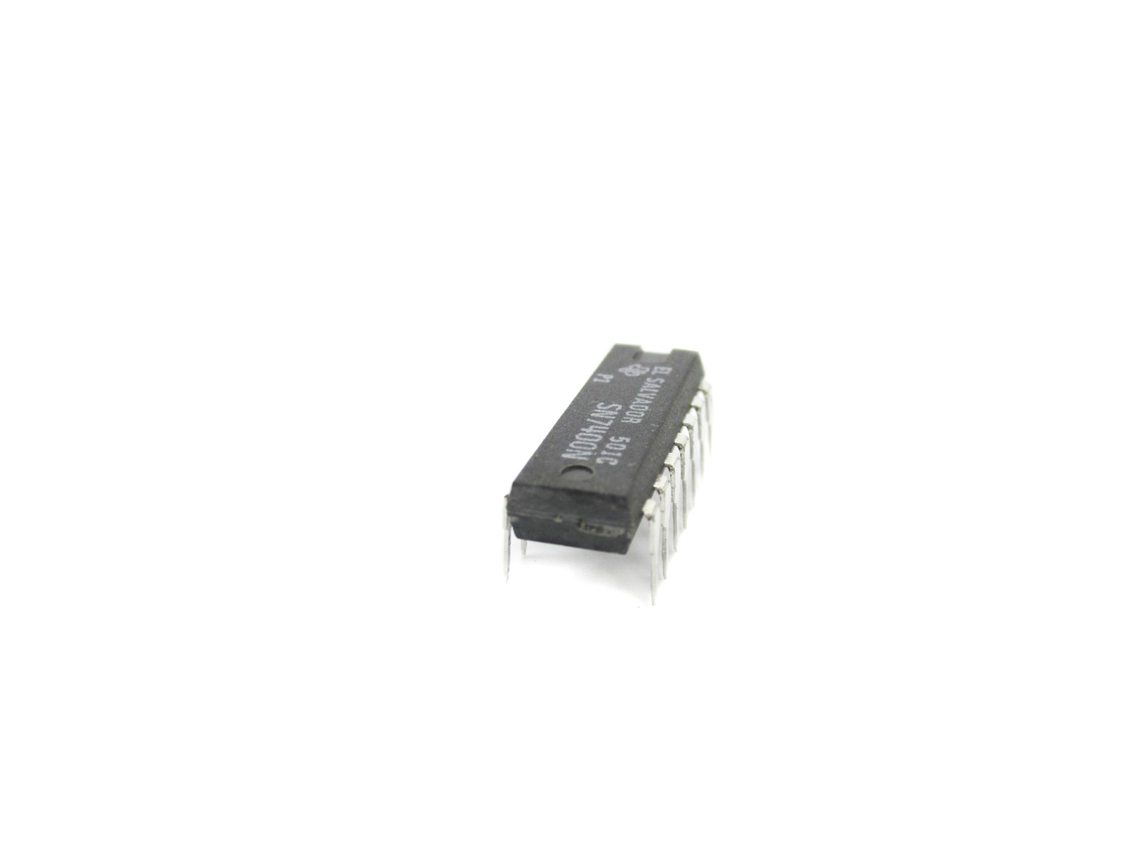 EL SALVADOR SN7400N NSNP
