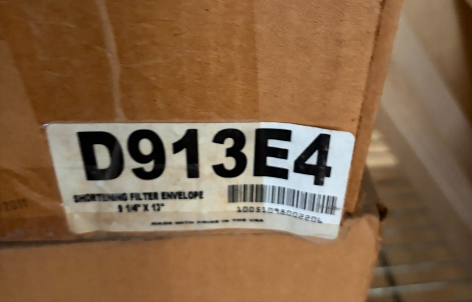 Disco D913E4 Fryer Filter Paper 13×9.25 1″ Hole 100/Case NSF