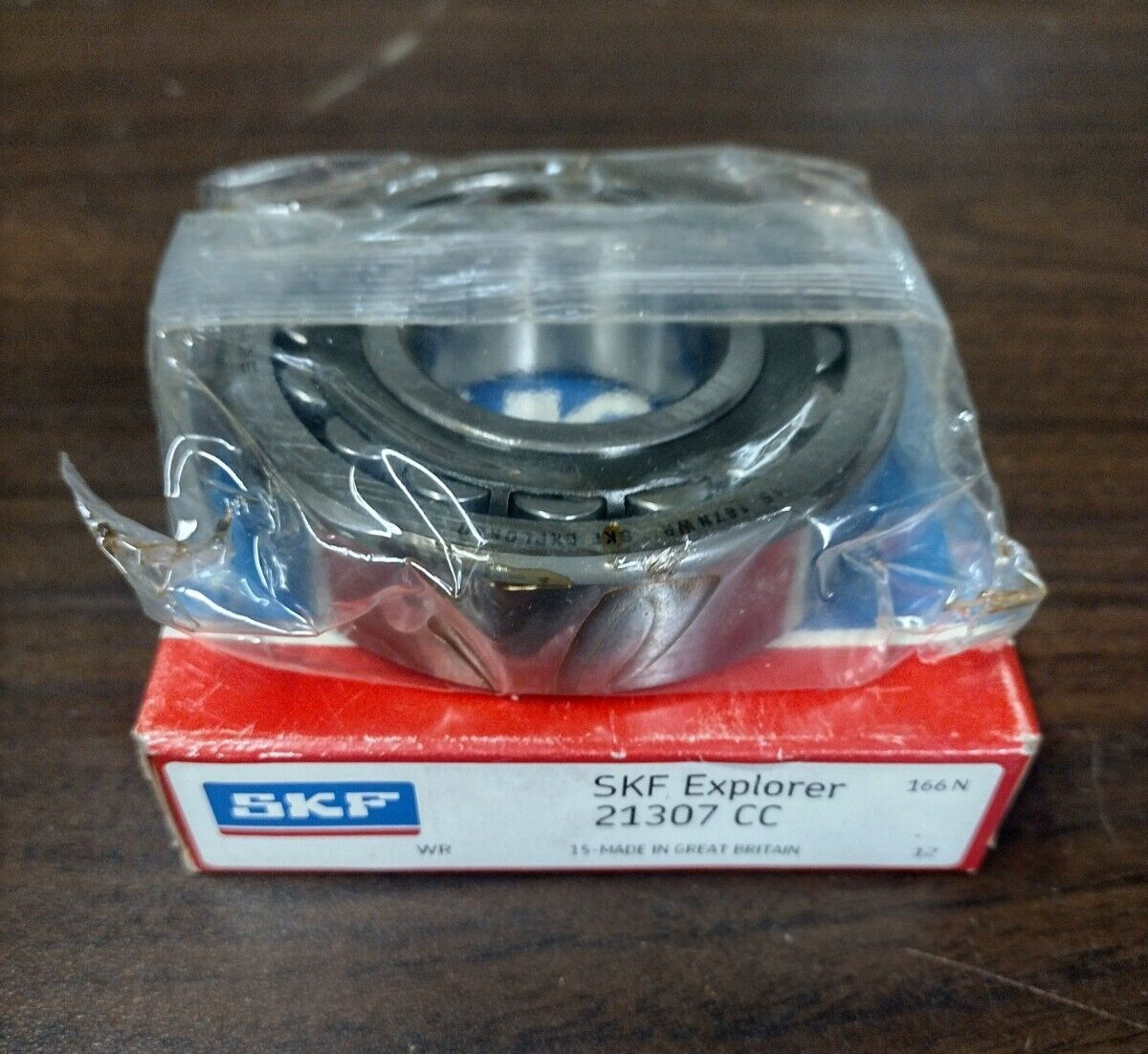 21307 CC SKF Spherical Roller Bearing 1.378 in (35mm) ID, 3.15 in (80 mm) OD