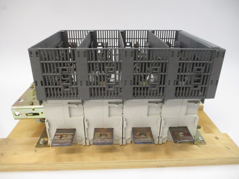 ABB 1SCA022475R0290 OESA630DF4PL-21/2 690V 630A NSMP