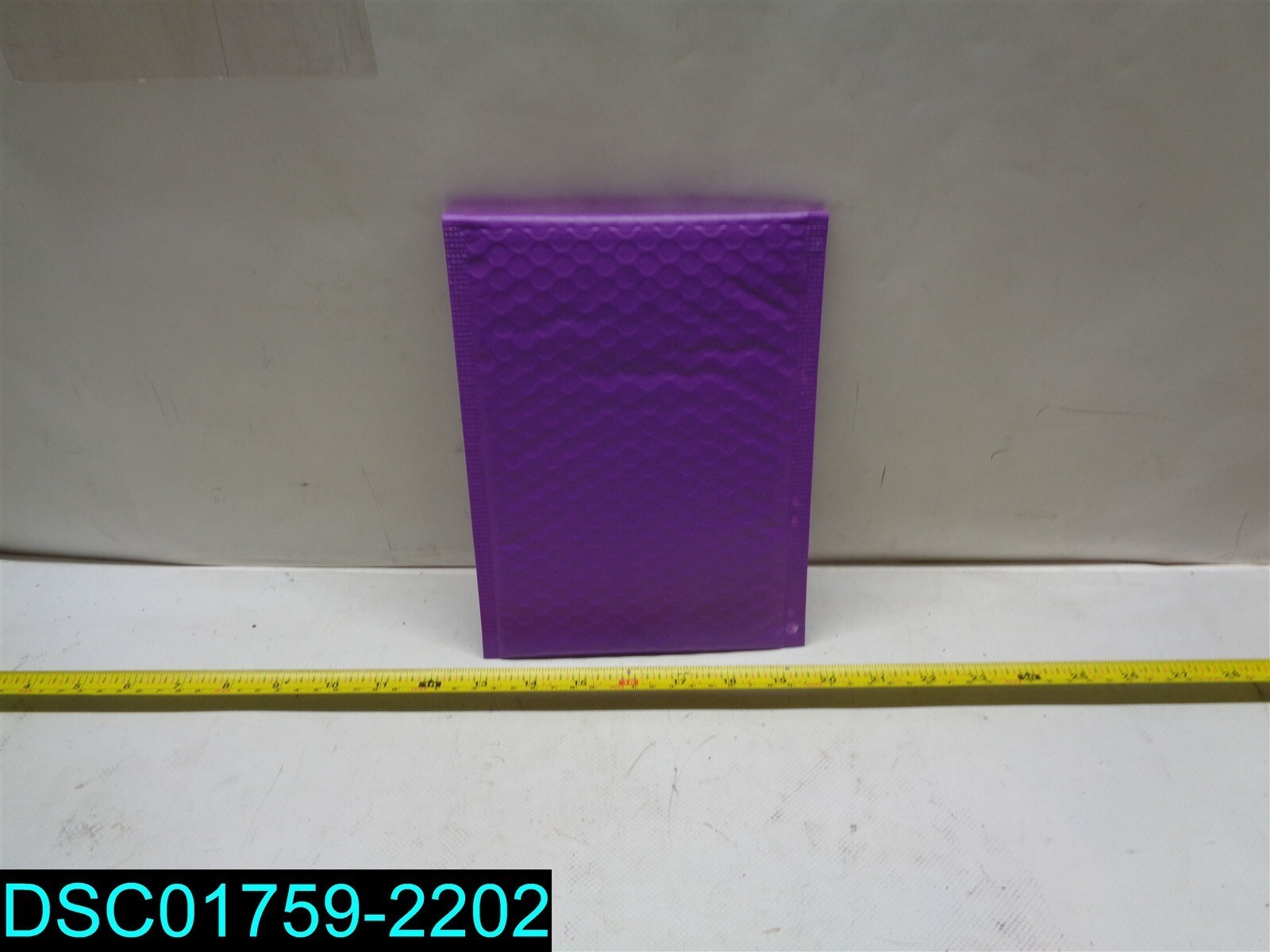 QTY=250:iMBAPrice #0 6″ x 10″ Premium Purple Color Self Seal Poly Bubble Mailers