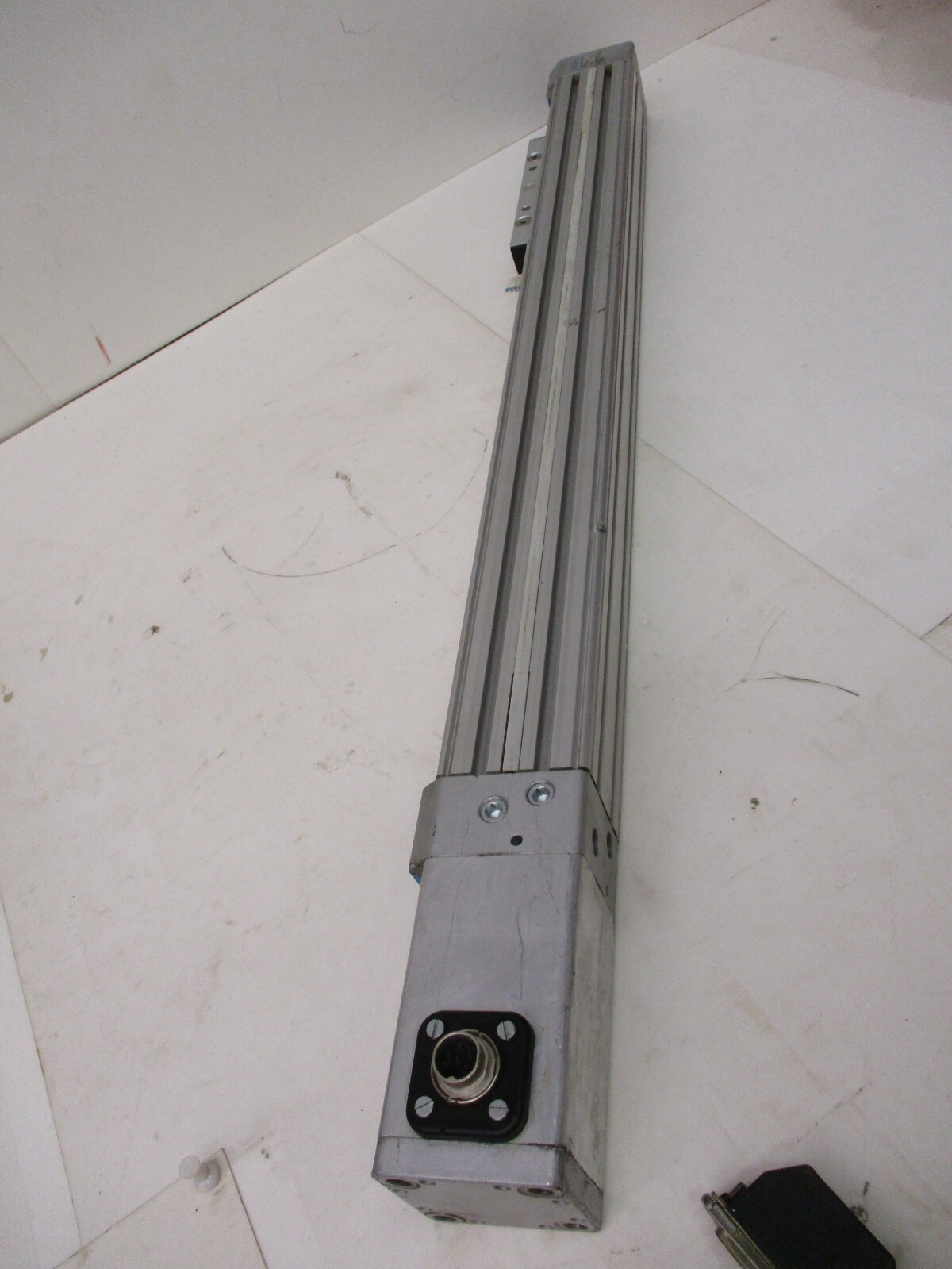 Festo SMS AIRS 25717650 13004396 DGPI-32-360-PPV-AF-GK-AU A1776ELL