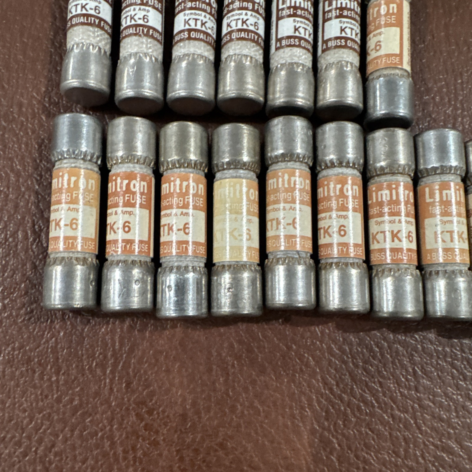 17x BUSSMANN KTK-6 LIMITRON FAST-ACTING FUSE 600V KTK 6