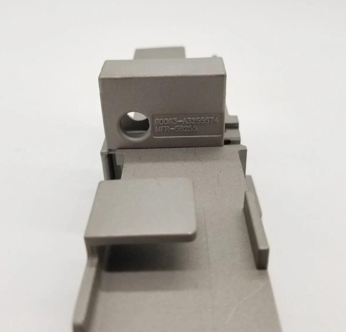 Humvee Radio Latch Bar A3256492 BAE Systems Sincgars 2-latches – NEW
