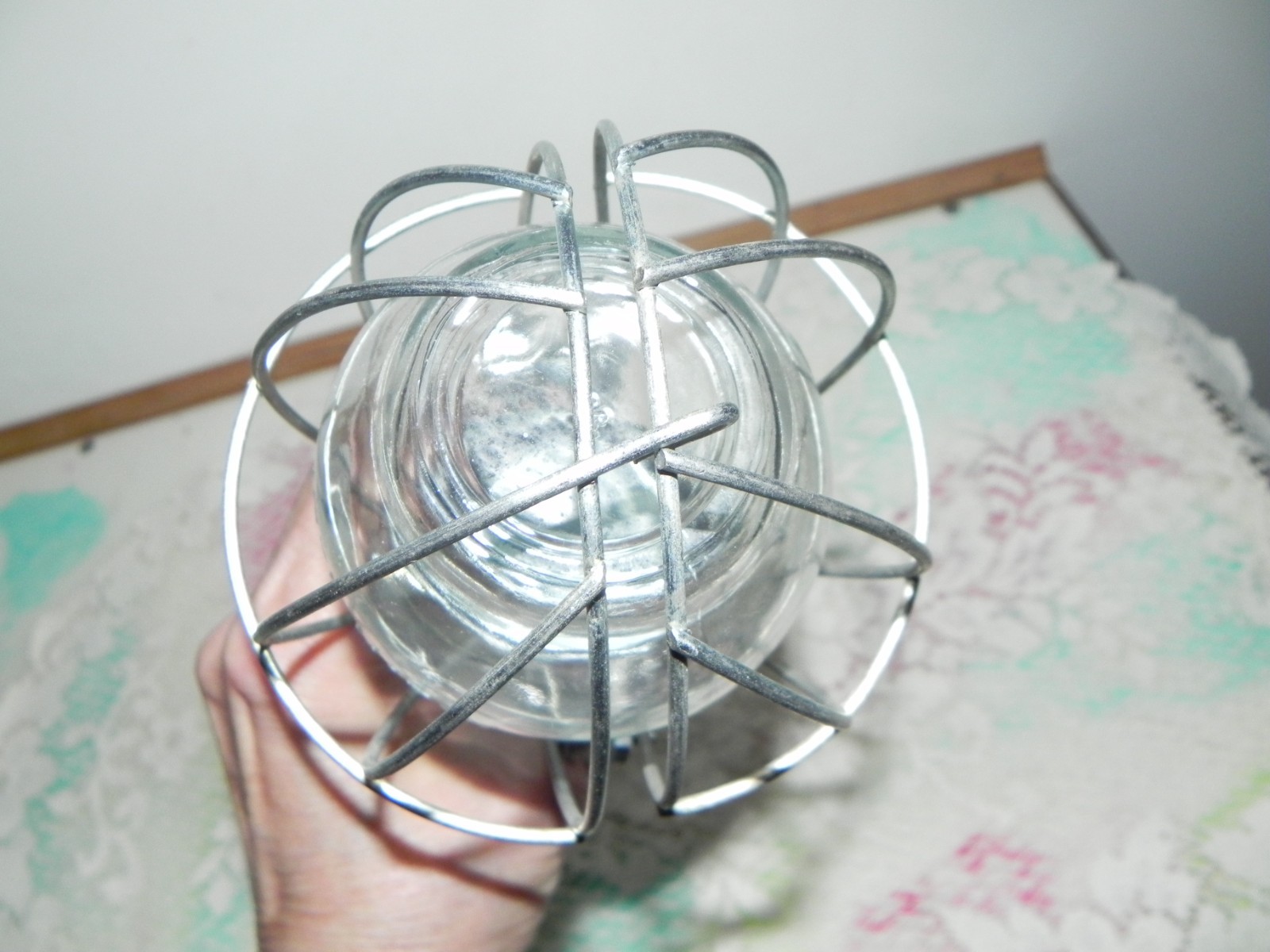 Trico Opto-Matic #5 Constant level oiler 1/4″ NPT, 8oz Globe w/ cage 30006