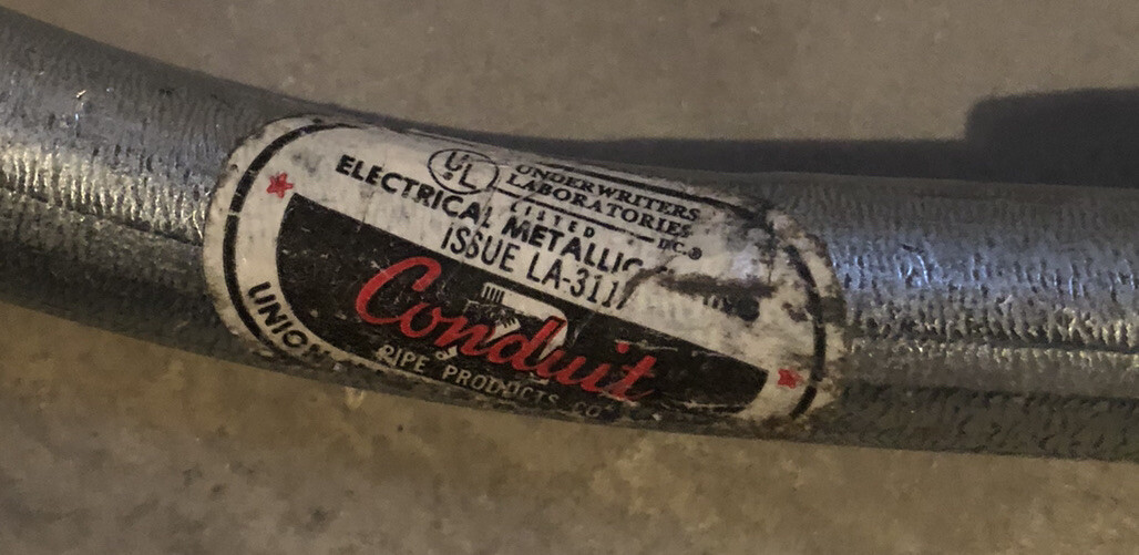 Vtg 12” UL ELECTRICAL METALLIC TUBING LA-3117 Conduit Pipe w Conduit Connector