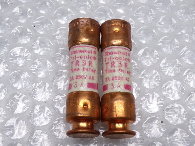 SHAWMUT TR3R FUSE LOT OF 2 NSNP