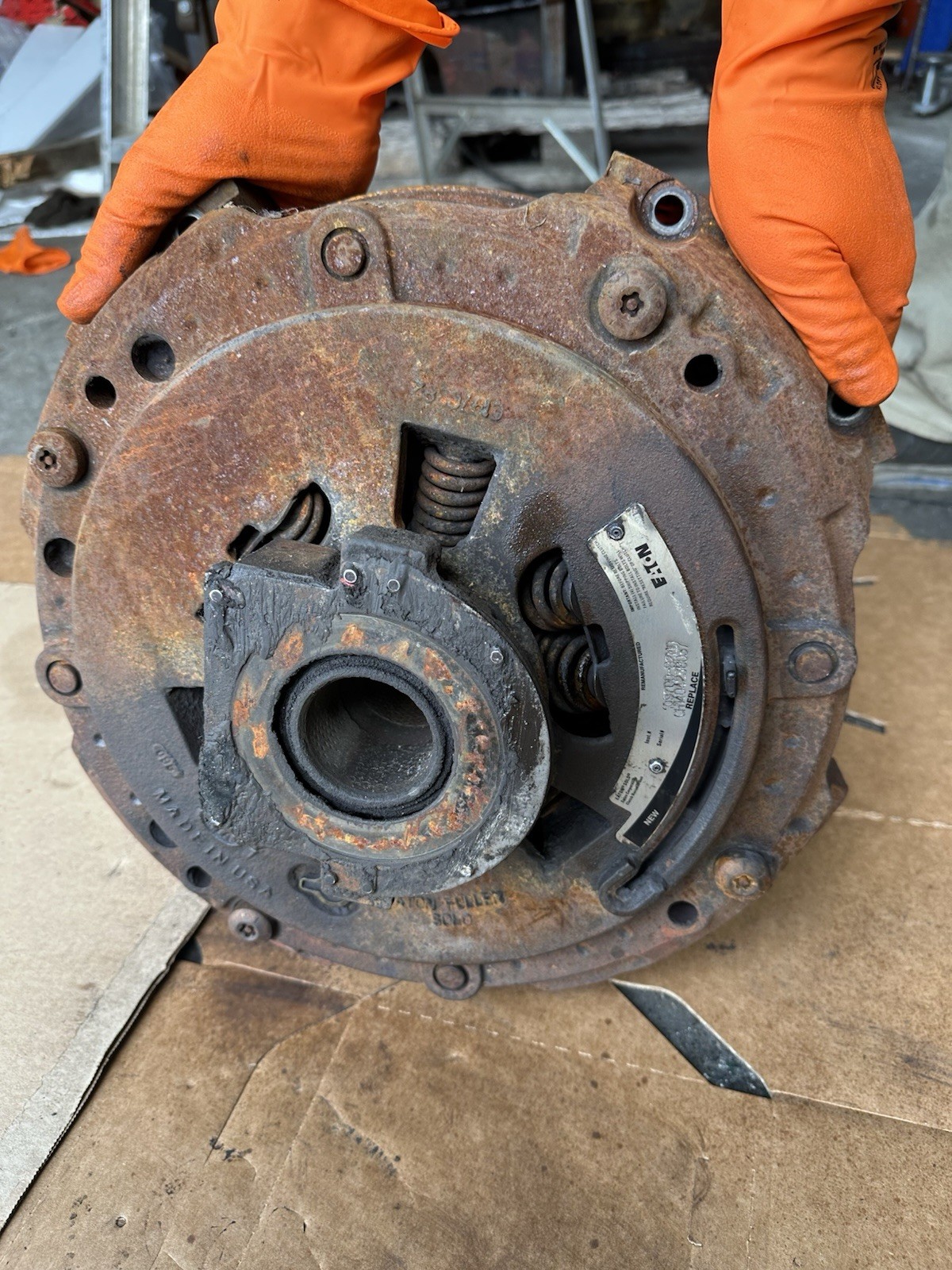 2003 Detroit Diesel Series 60 12.7L Engine EATON FULLER SOLO CLUTCH ASSEMBLY OEM
