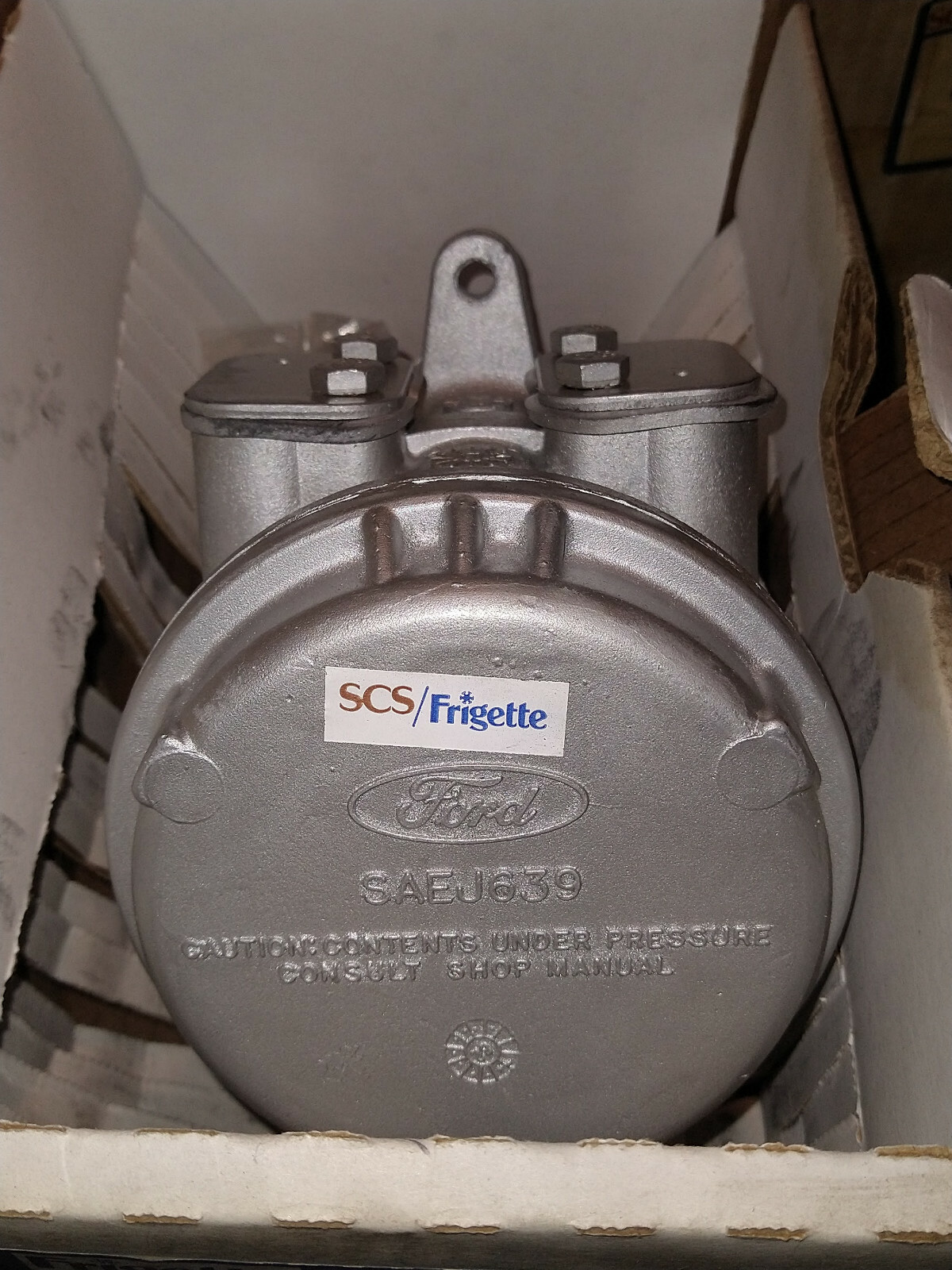 1 NEW FRIGETTE 204-281 A/C COMPRESSOR NIB ***MAKE OFFER***