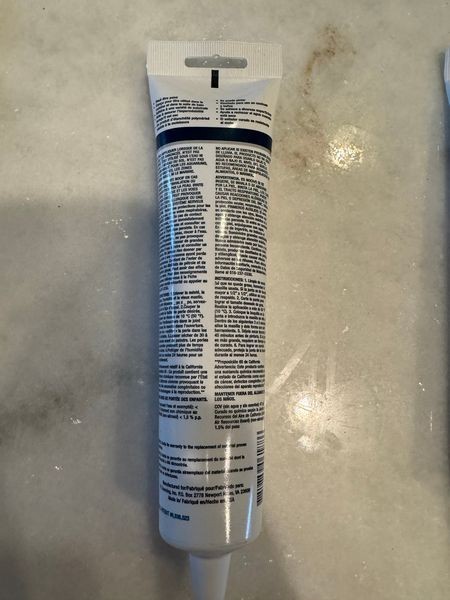 PROFLO PFC301WHT Tube and Tile Acrylic Latex Caulk 5.5 fl oz White ~ Lot of 6