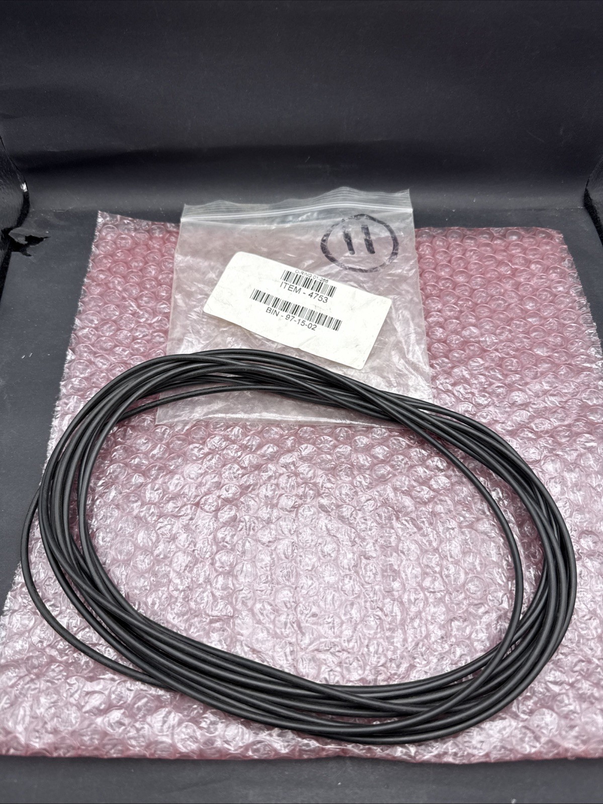 Pack of 10 Applied Industrial Technologies O-Ring 01-266 NEW