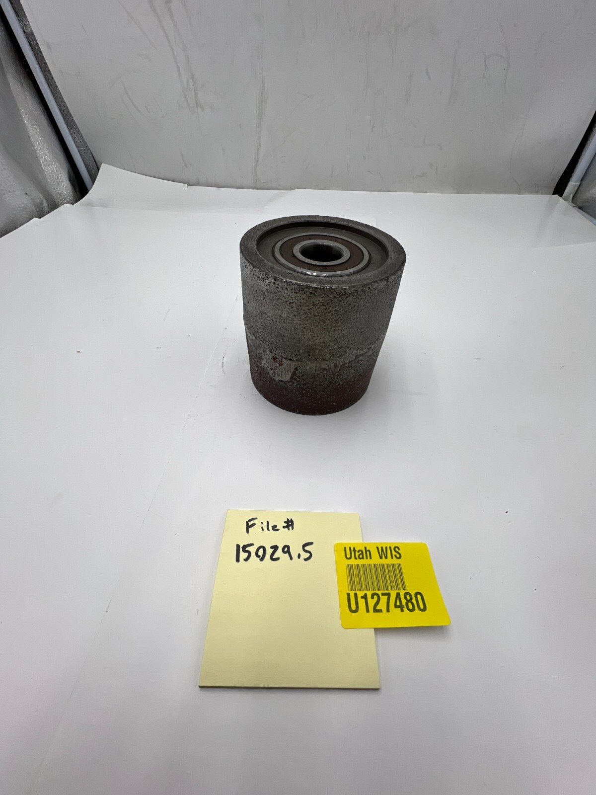 Crown 305 HK23, 6305DU Polyurethane Load Wheel Assembly