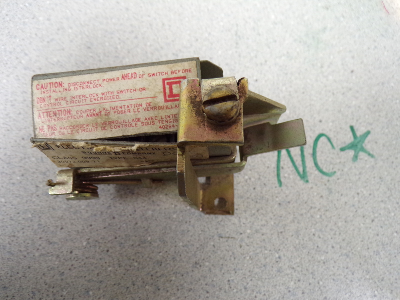 Square D Electrical Interlock 30072-009-71 9999 R44 87 *FREE SHIPPING*